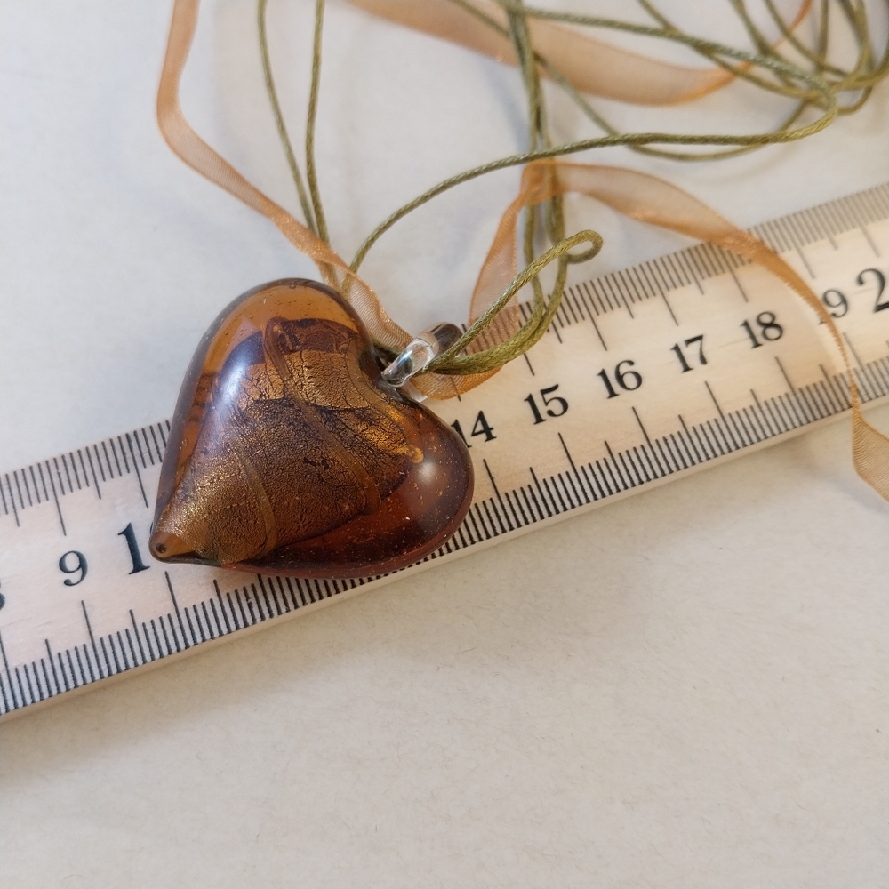 Glass Brown Heart Pendant Necklace - Picture 6 of 12